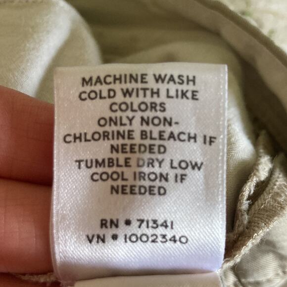 LL Bean Khaki Shorts, Size 2 - Picture 5 of 5